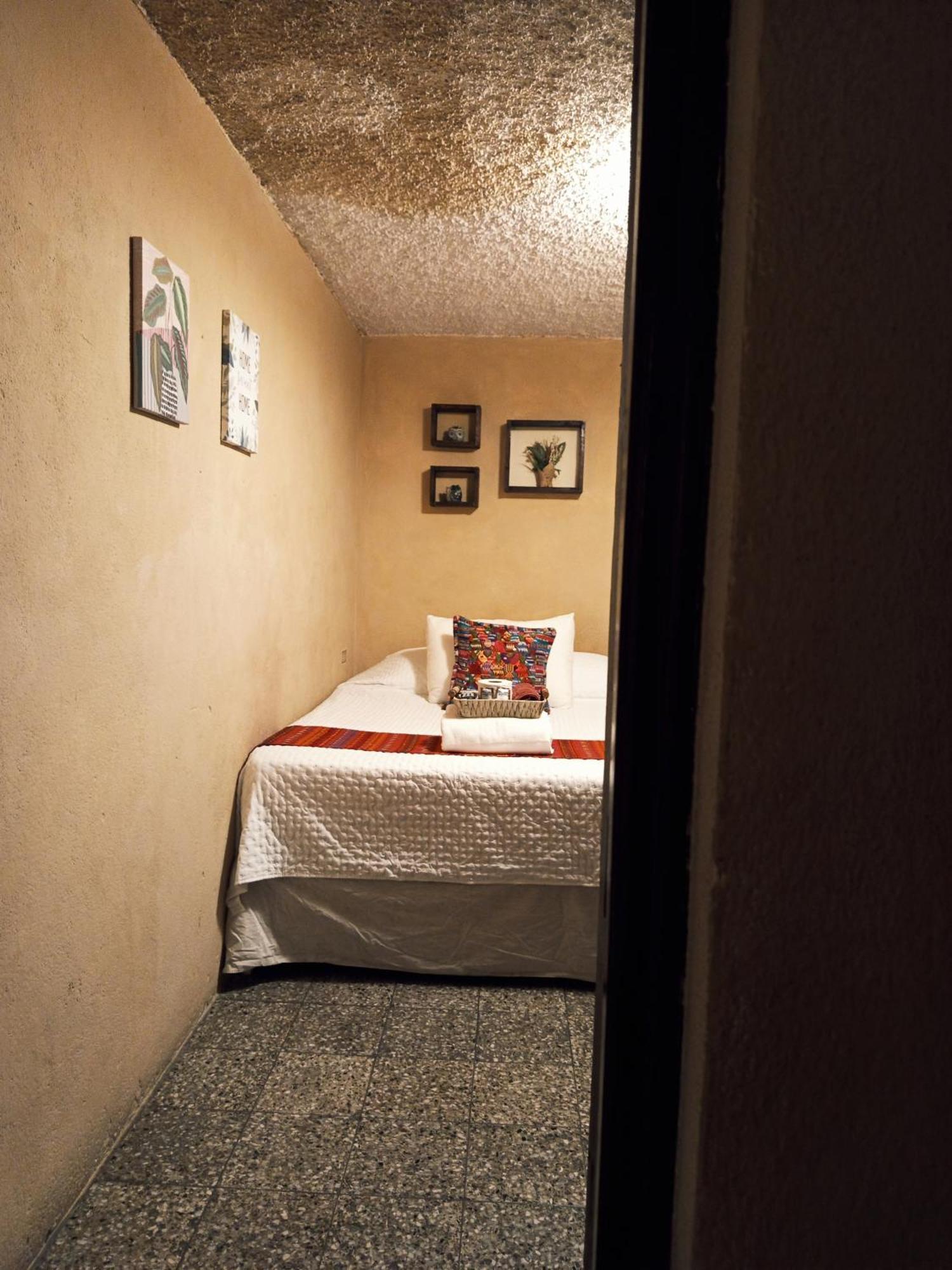 Отель Casa Jireh Gt Антигуа-Гватемала Экстерьер фото
